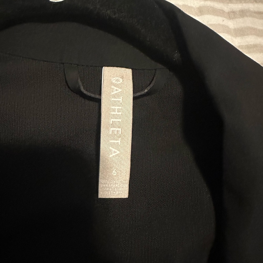 Athleta size 6 blazer